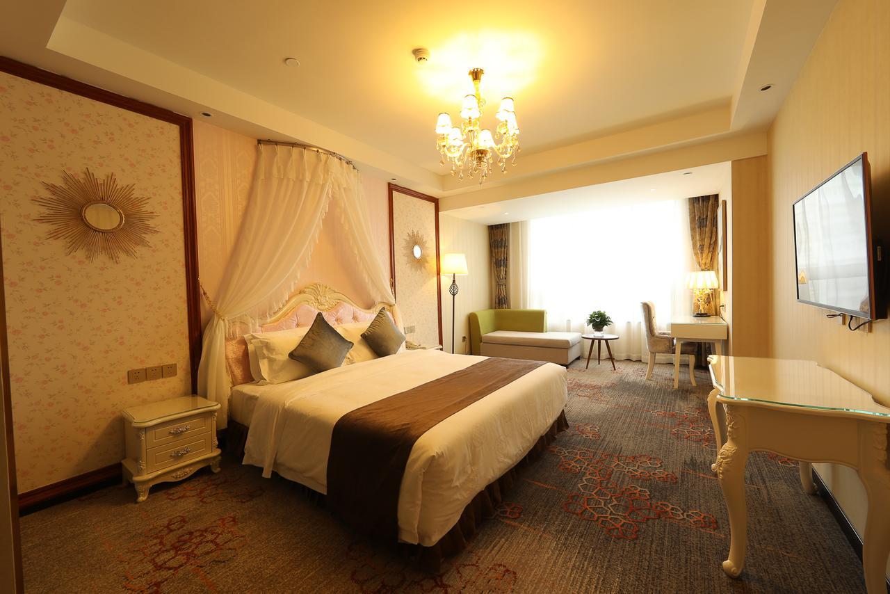 Zhi Hui Tang Feng Ze Hotel Чэнду Экстерьер фото