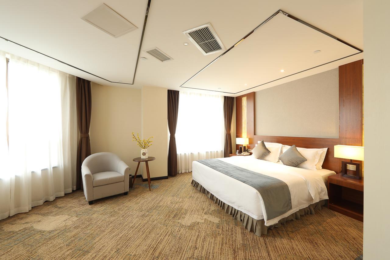 Zhi Hui Tang Feng Ze Hotel Чэнду Экстерьер фото