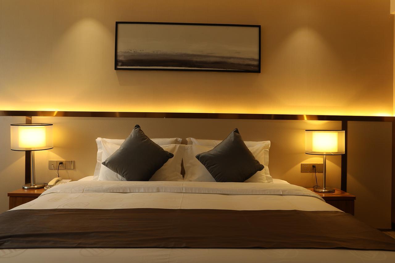 Zhi Hui Tang Feng Ze Hotel Чэнду Экстерьер фото