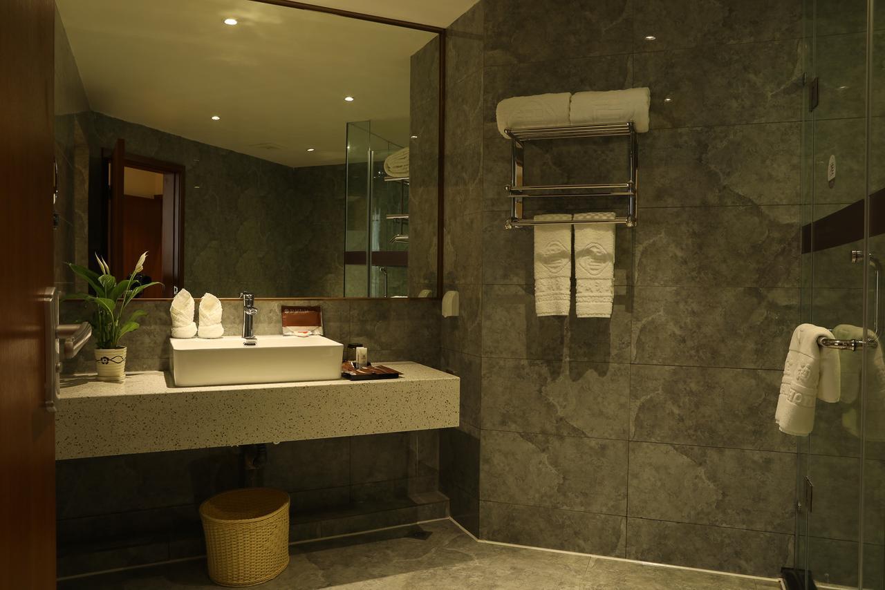 Zhi Hui Tang Feng Ze Hotel Чэнду Экстерьер фото