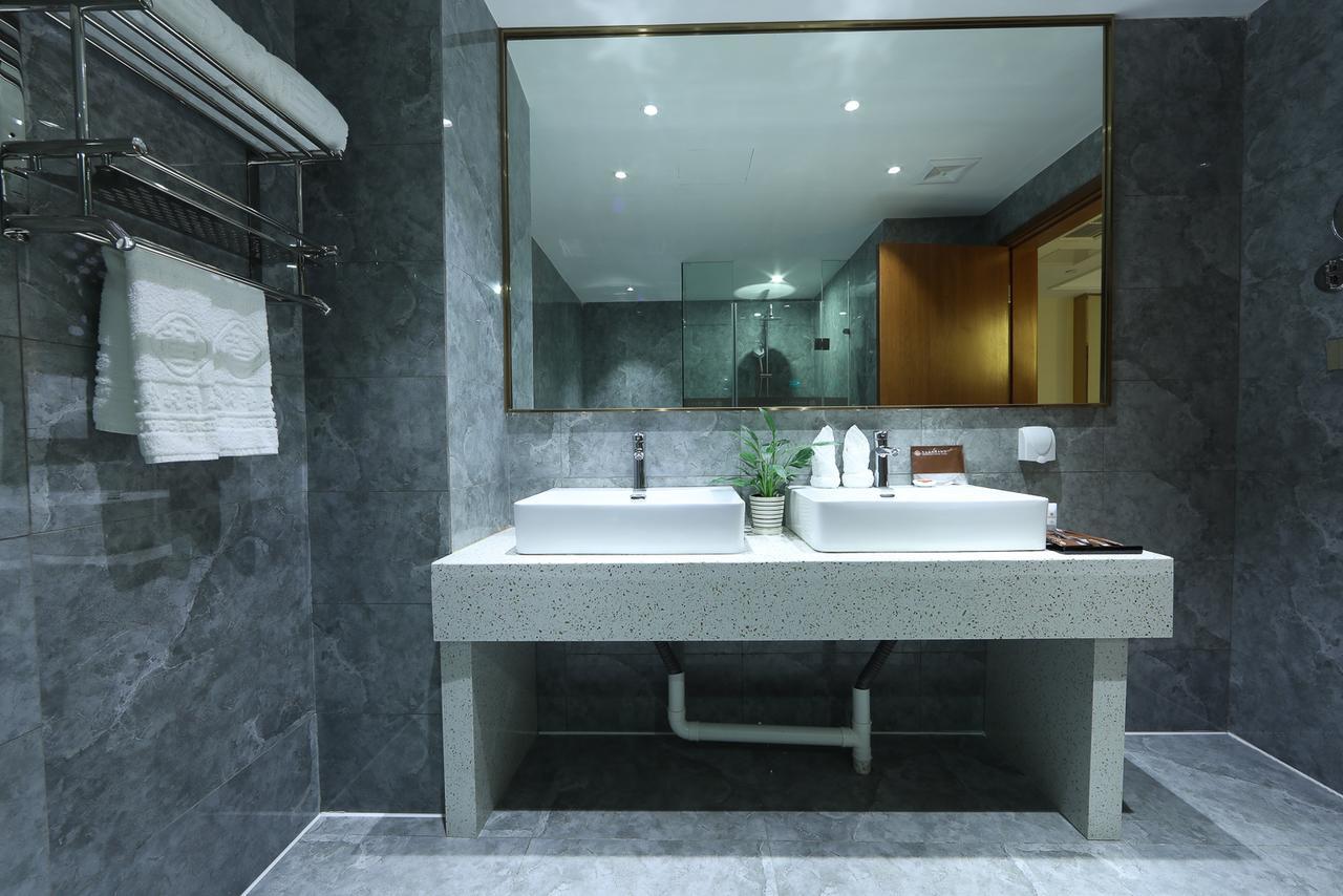 Zhi Hui Tang Feng Ze Hotel Чэнду Экстерьер фото
