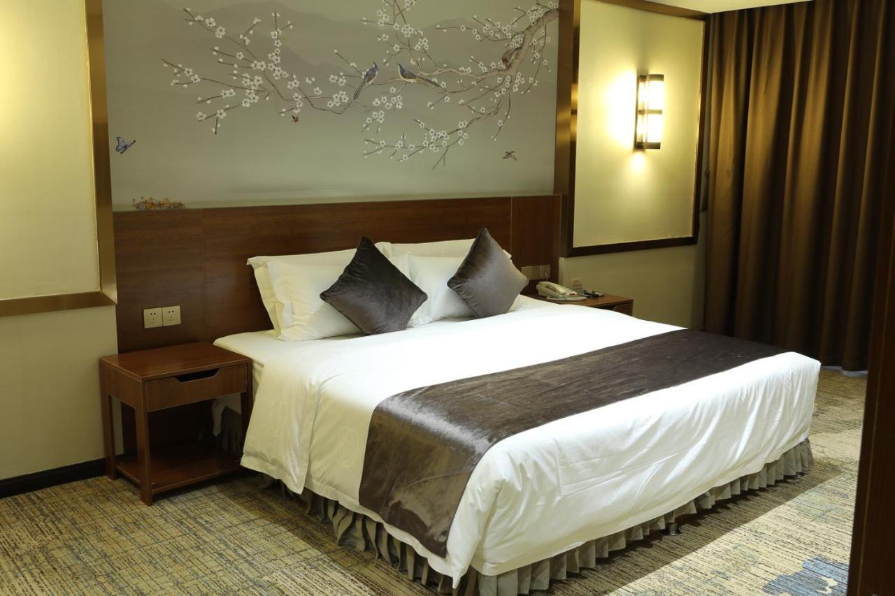Zhi Hui Tang Feng Ze Hotel Чэнду Экстерьер фото
